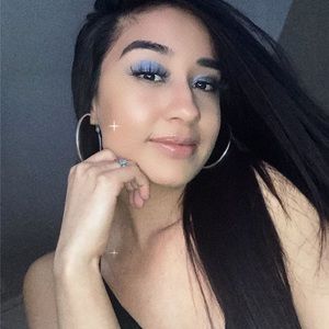 Meet your Posher, Denisse